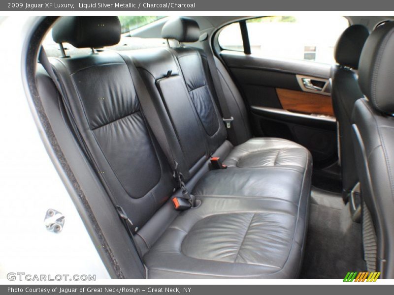 Liquid Silver Metallic / Charcoal/Charcoal 2009 Jaguar XF Luxury