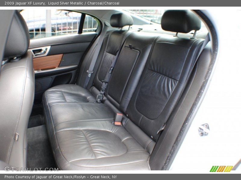 Liquid Silver Metallic / Charcoal/Charcoal 2009 Jaguar XF Luxury
