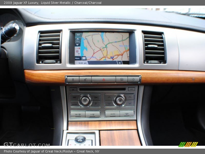 Liquid Silver Metallic / Charcoal/Charcoal 2009 Jaguar XF Luxury