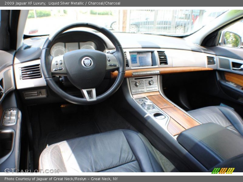 Liquid Silver Metallic / Charcoal/Charcoal 2009 Jaguar XF Luxury