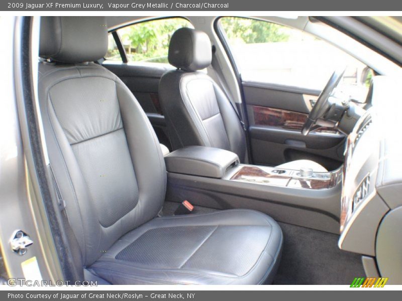 Vapour Grey Metallic / Charcoal/Charcoal 2009 Jaguar XF Premium Luxury