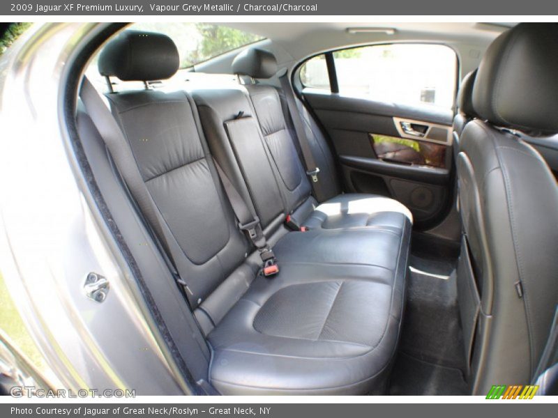 Vapour Grey Metallic / Charcoal/Charcoal 2009 Jaguar XF Premium Luxury
