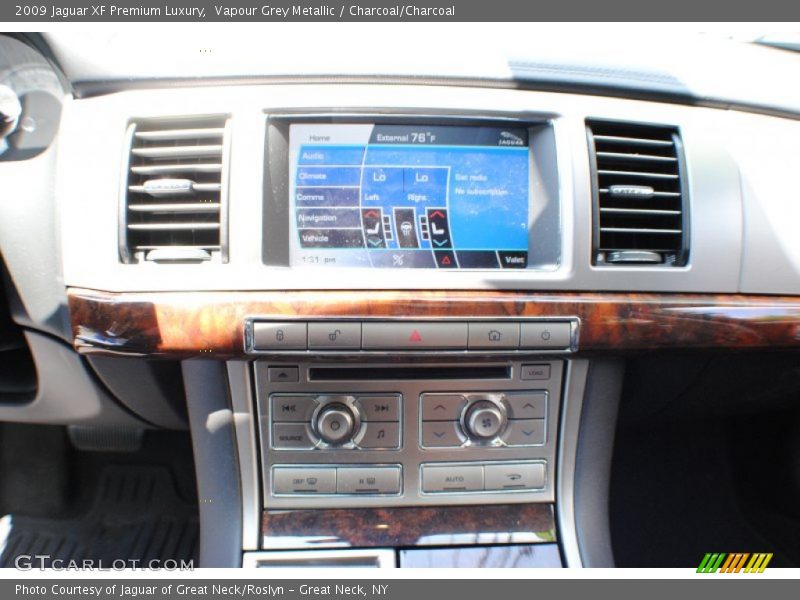 Vapour Grey Metallic / Charcoal/Charcoal 2009 Jaguar XF Premium Luxury