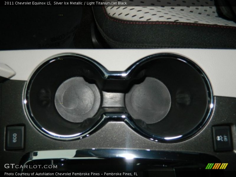 Silver Ice Metallic / Light Titanium/Jet Black 2011 Chevrolet Equinox LS