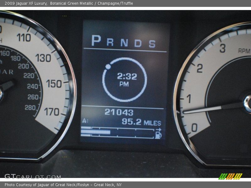 Botanical Green Metallic / Champagne/Truffle 2009 Jaguar XF Luxury