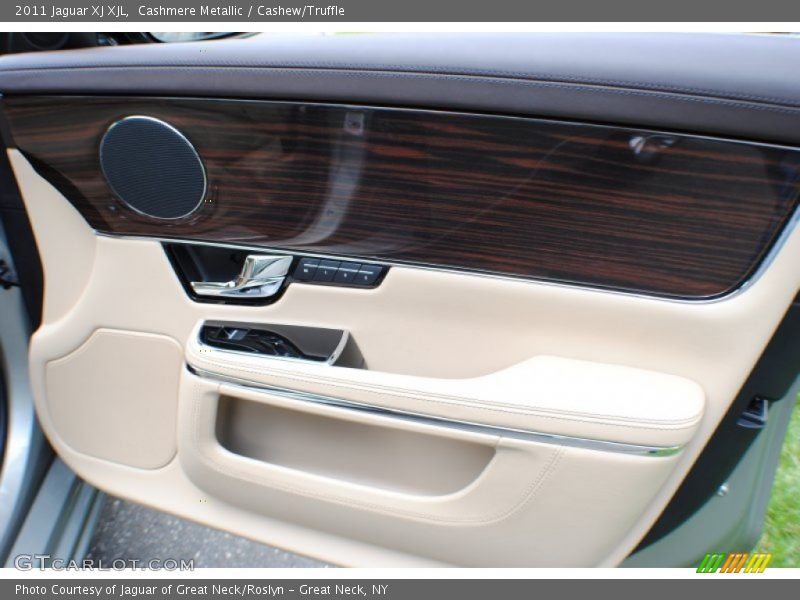 Cashmere Metallic / Cashew/Truffle 2011 Jaguar XJ XJL