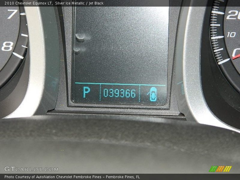 Silver Ice Metallic / Jet Black 2010 Chevrolet Equinox LT