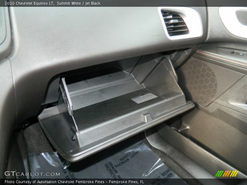 Summit White / Jet Black 2010 Chevrolet Equinox LT
