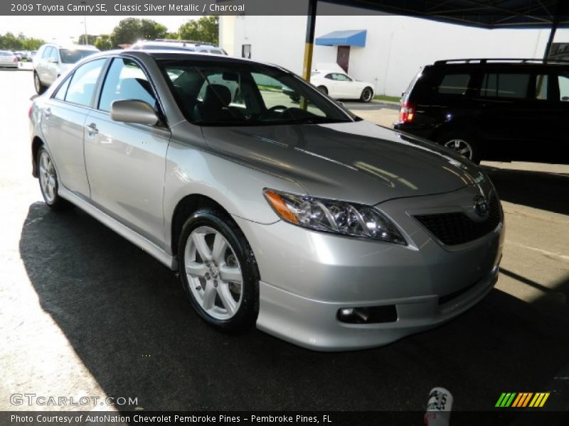 Classic Silver Metallic / Charcoal 2009 Toyota Camry SE