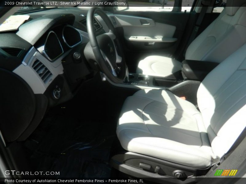 Silver Ice Metallic / Light Gray/Ebony 2009 Chevrolet Traverse LTZ