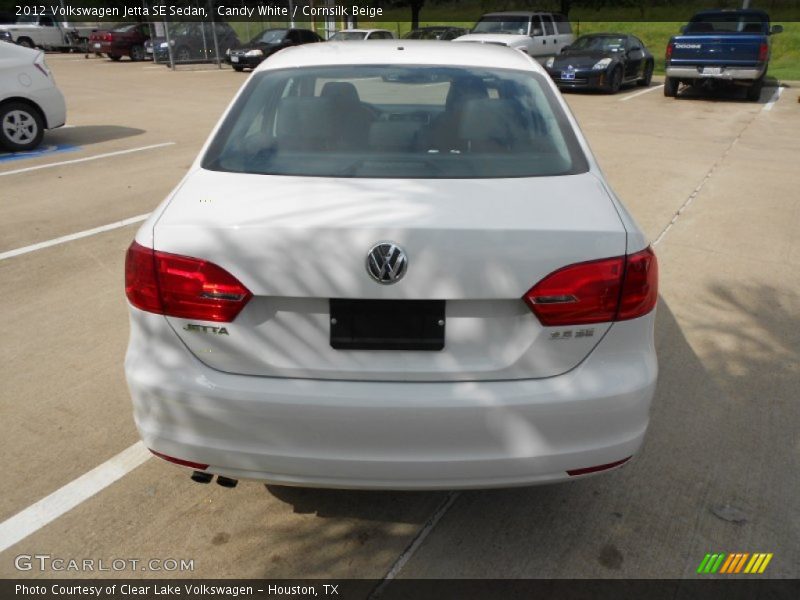 Candy White / Cornsilk Beige 2012 Volkswagen Jetta SE Sedan