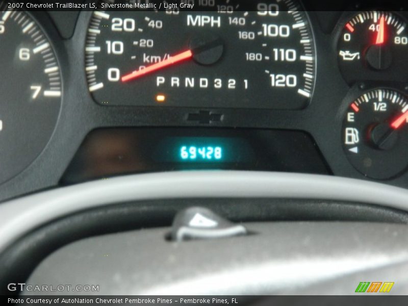 Silverstone Metallic / Light Gray 2007 Chevrolet TrailBlazer LS