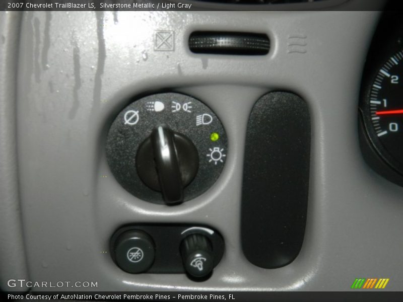 Silverstone Metallic / Light Gray 2007 Chevrolet TrailBlazer LS