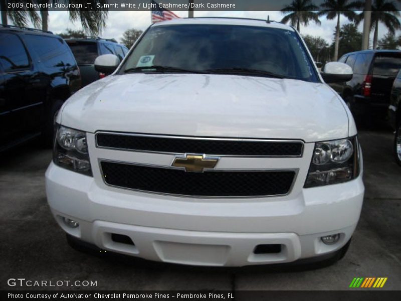 Summit White / Light Cashmere/Dark Cashmere 2009 Chevrolet Suburban LT