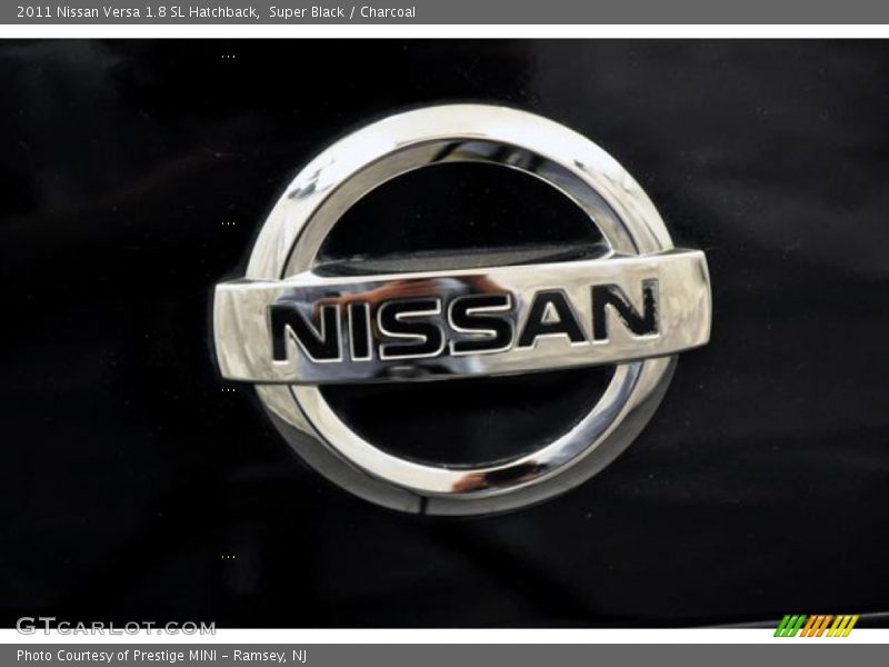 Super Black / Charcoal 2011 Nissan Versa 1.8 SL Hatchback