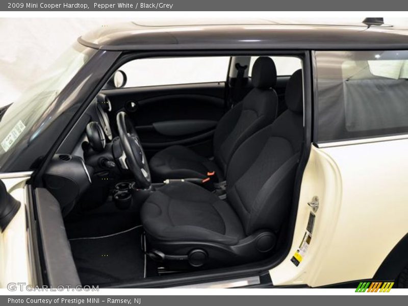 Pepper White / Black/Grey 2009 Mini Cooper Hardtop