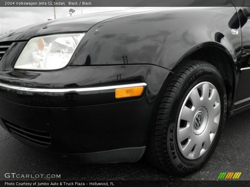Black / Black 2004 Volkswagen Jetta GL Sedan