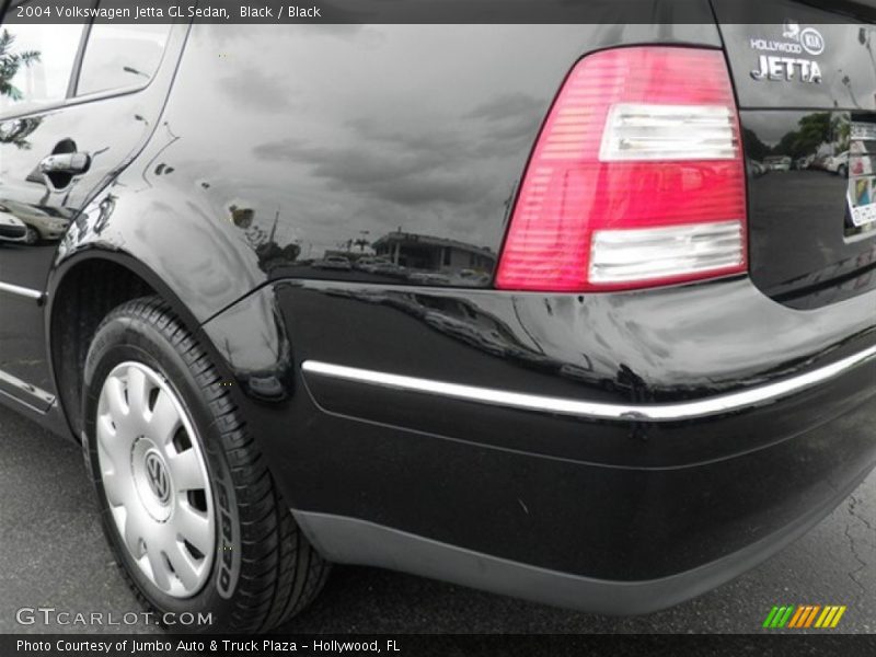 Black / Black 2004 Volkswagen Jetta GL Sedan