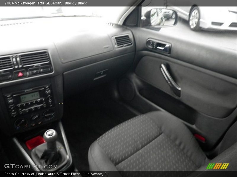 Black / Black 2004 Volkswagen Jetta GL Sedan