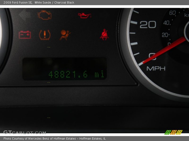 White Suede / Charcoal Black 2009 Ford Fusion SE