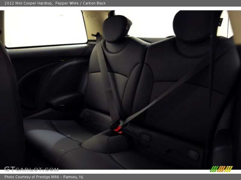 Pepper White / Carbon Black 2012 Mini Cooper Hardtop
