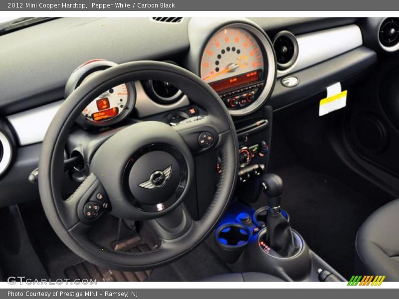 Pepper White / Carbon Black 2012 Mini Cooper Hardtop
