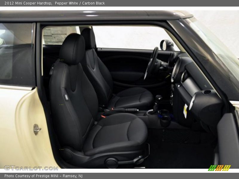 Pepper White / Carbon Black 2012 Mini Cooper Hardtop