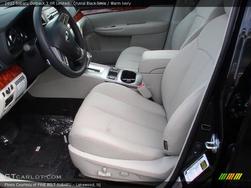 Crystal Black Silica / Warm Ivory 2012 Subaru Outback 3.6R Limited