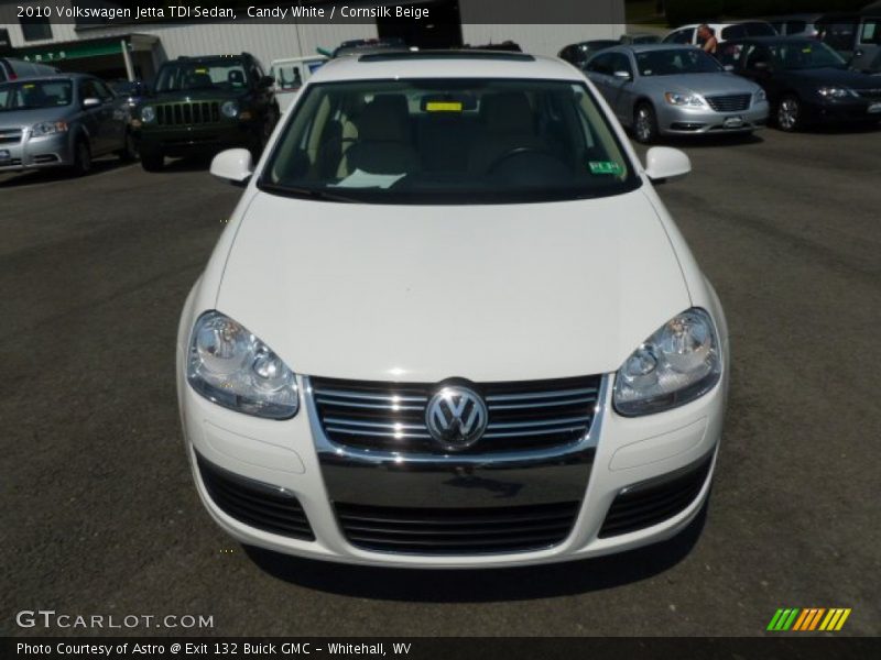 Candy White / Cornsilk Beige 2010 Volkswagen Jetta TDI Sedan