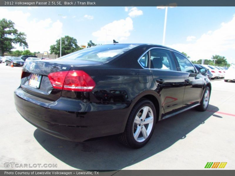 Black / Titan Black 2012 Volkswagen Passat 2.5L SE