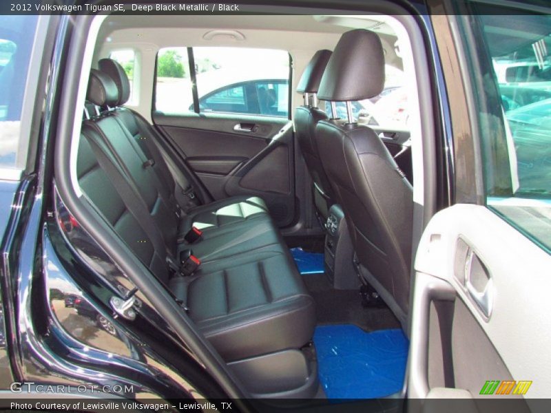 Deep Black Metallic / Black 2012 Volkswagen Tiguan SE