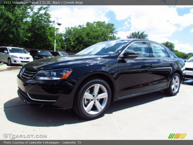Black / Cornsilk Beige 2012 Volkswagen Passat 2.5L SE