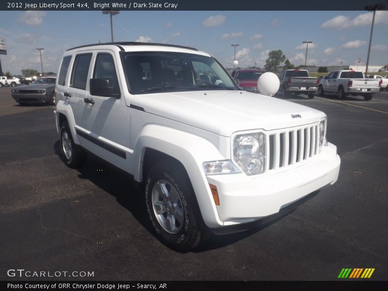 Bright White / Dark Slate Gray 2012 Jeep Liberty Sport 4x4
