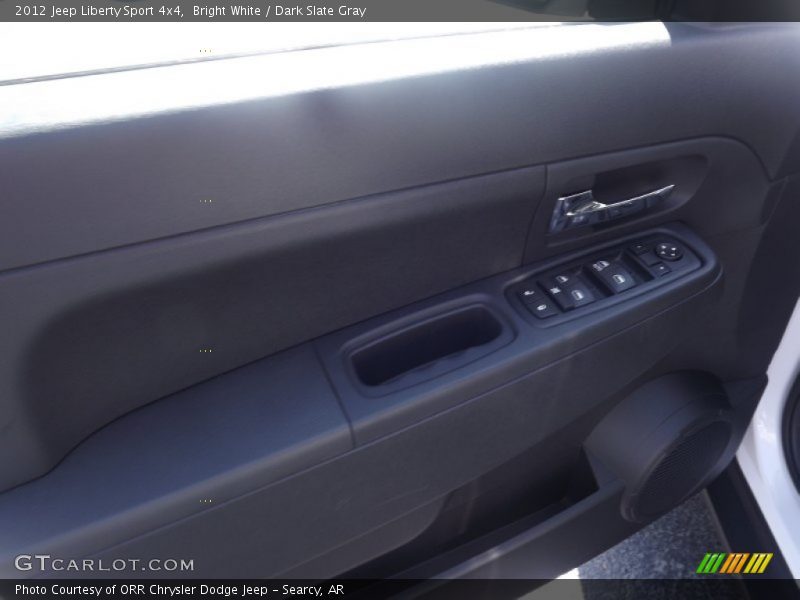 Bright White / Dark Slate Gray 2012 Jeep Liberty Sport 4x4