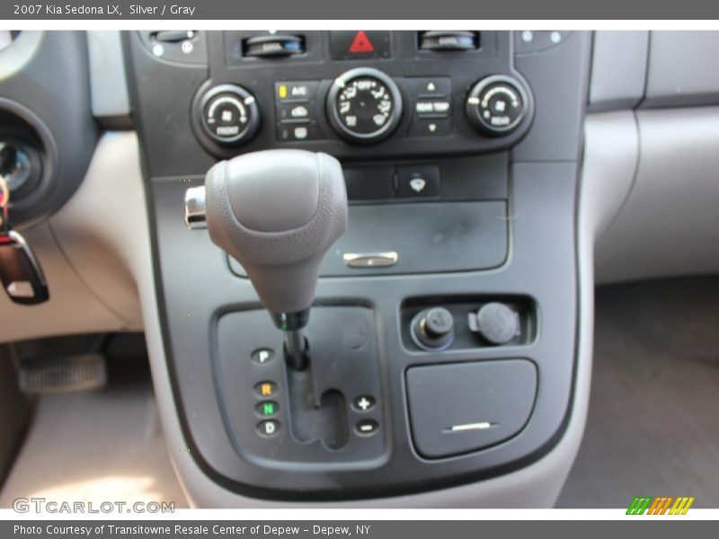 Silver / Gray 2007 Kia Sedona LX