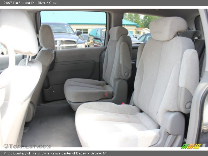 Silver / Gray 2007 Kia Sedona LX