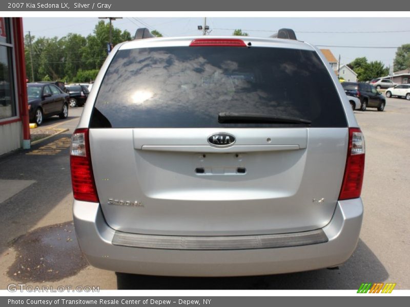 Silver / Gray 2007 Kia Sedona LX