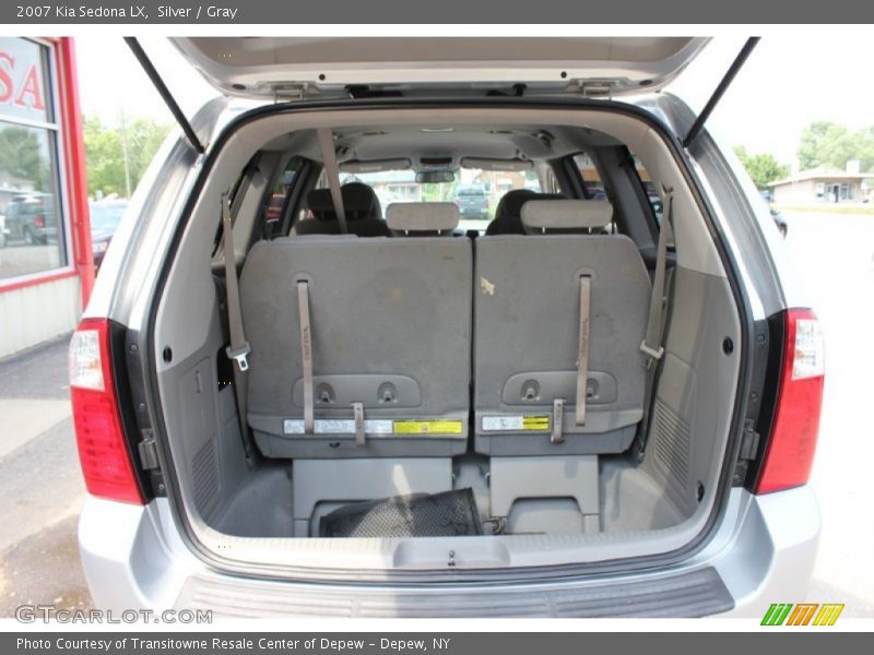 Silver / Gray 2007 Kia Sedona LX