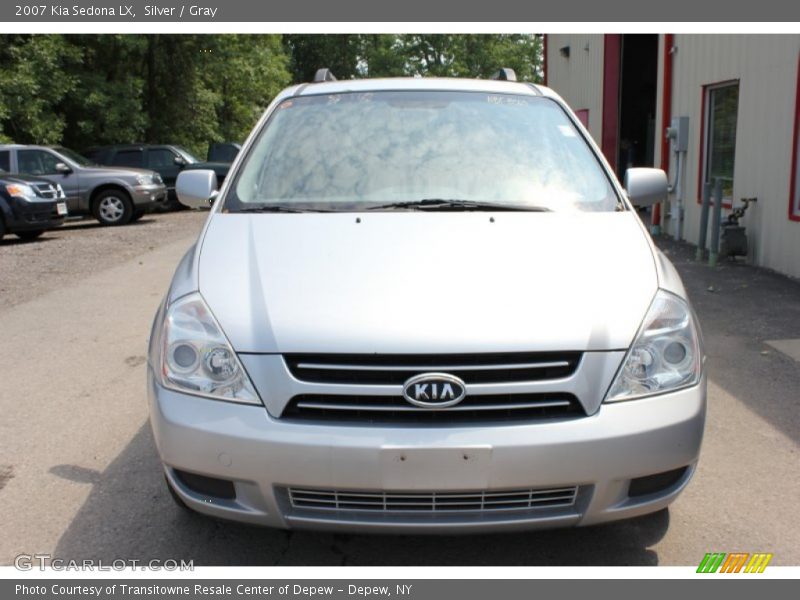 Silver / Gray 2007 Kia Sedona LX