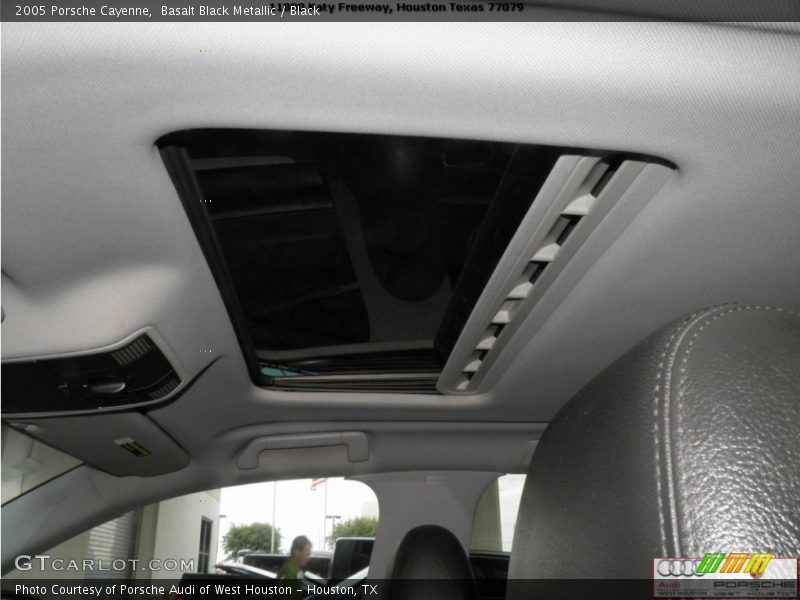 Basalt Black Metallic / Black 2005 Porsche Cayenne