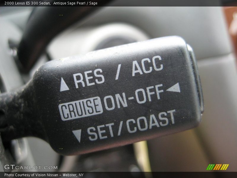 Controls of 2000 ES 300 Sedan