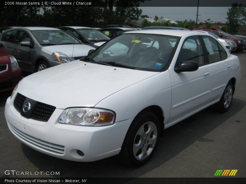 Cloud White / Charcoal 2006 Nissan Sentra 1.8