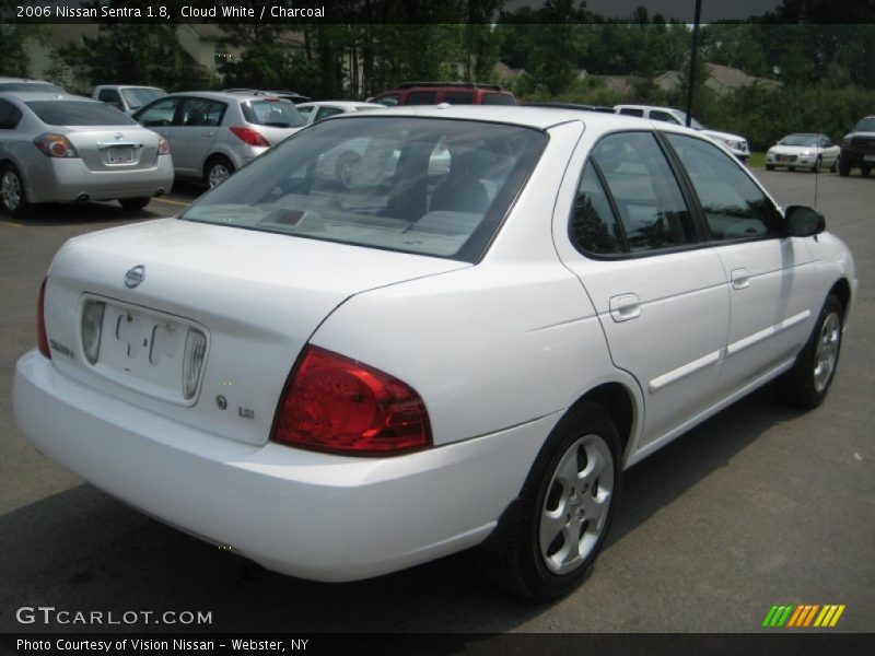 Cloud White / Charcoal 2006 Nissan Sentra 1.8