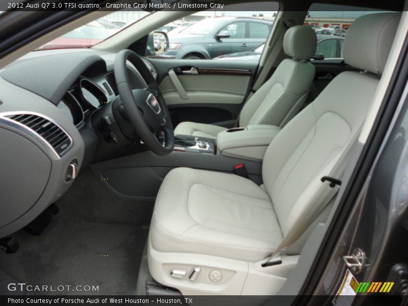 Front Seat of 2012 Q7 3.0 TFSI quattro