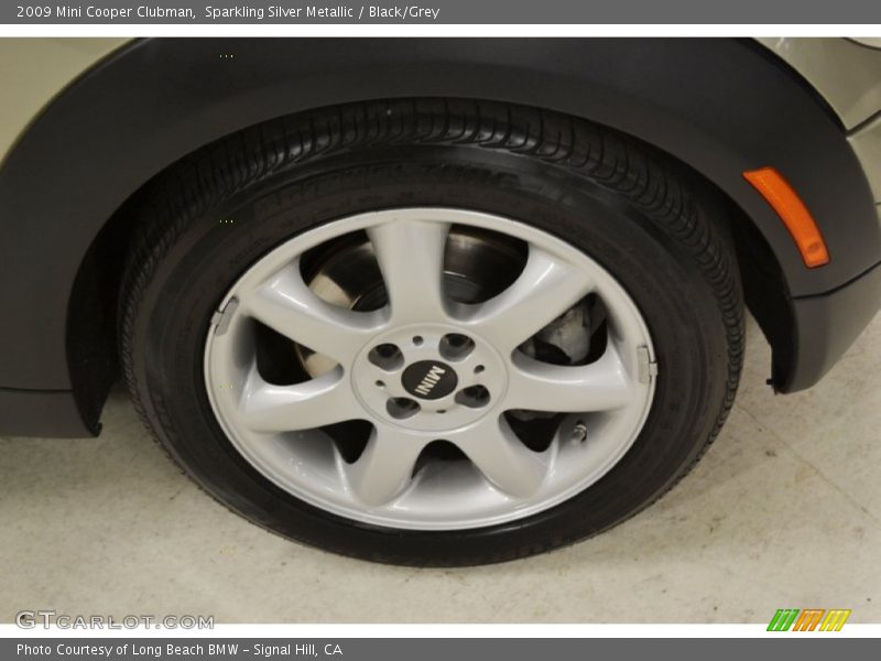 Sparkling Silver Metallic / Black/Grey 2009 Mini Cooper Clubman