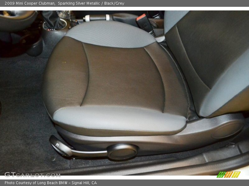 Sparkling Silver Metallic / Black/Grey 2009 Mini Cooper Clubman