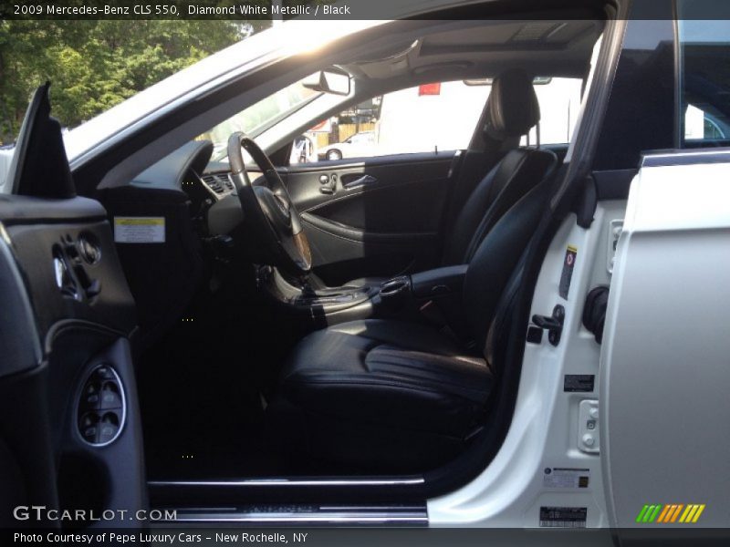 Diamond White Metallic / Black 2009 Mercedes-Benz CLS 550
