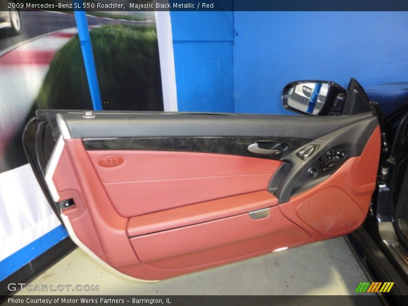 Door Panel of 2009 SL 550 Roadster