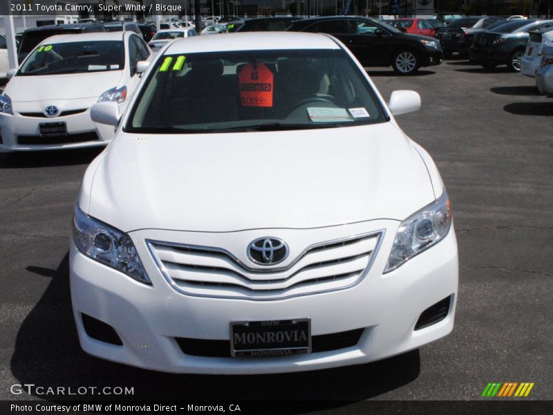 Super White / Bisque 2011 Toyota Camry