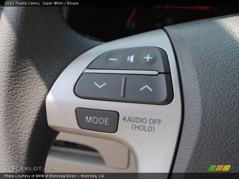 Super White / Bisque 2011 Toyota Camry